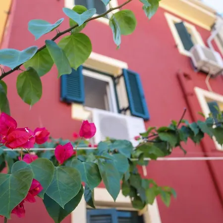 Corfu Port Home- Centre *